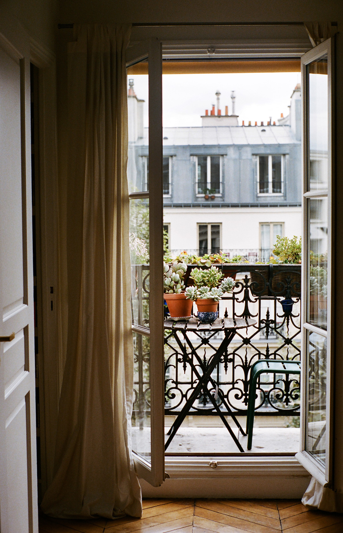 ParisApartment_WEB2